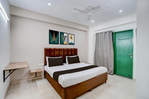 townhouse dlf phase 4 mg road cyber hub