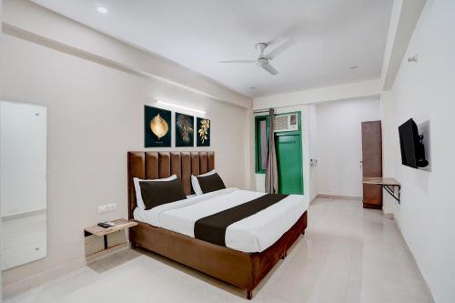 townhouse dlf phase 4 mg road cyber hub