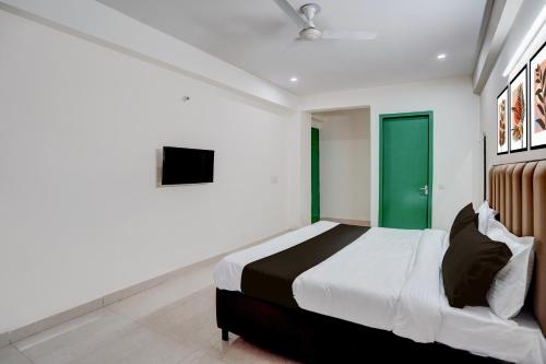 townhouse dlf phase 4 mg road cyber hub