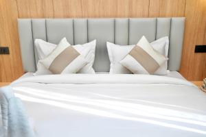 hotel hbp grand