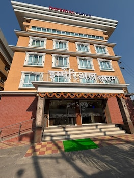 hotel imperial suites airoli