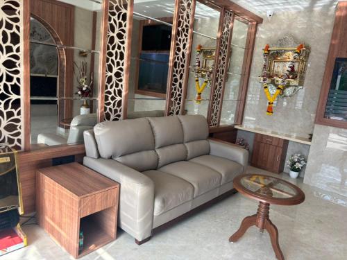 hotel imperial suites airoli