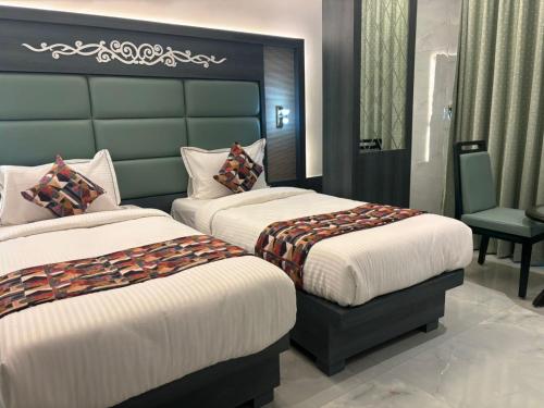 hotel imperial suites airoli
