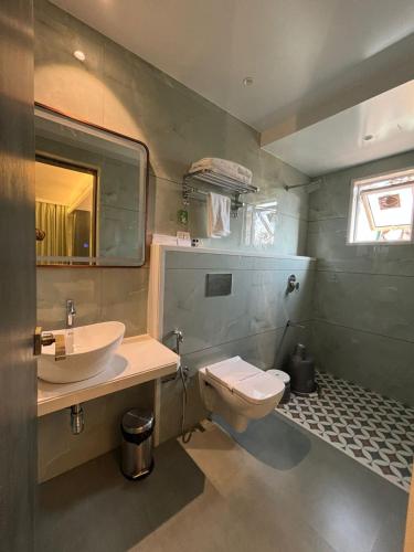 hotel imperial suites airoli