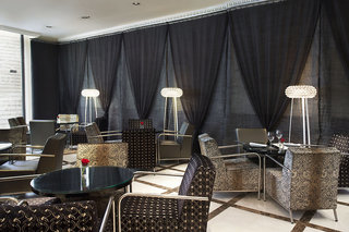 h10 villa de la reina boutique hotel