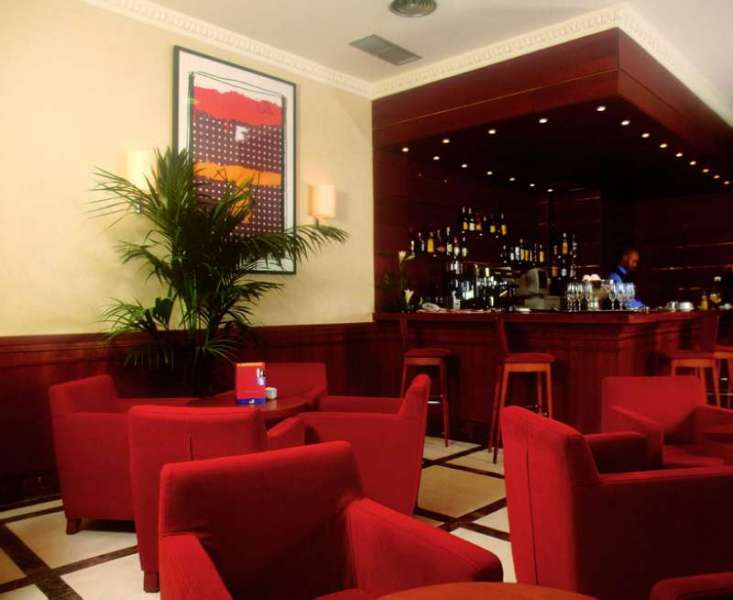 h10 villa de la reina boutique hotel