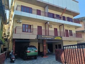 Sj Homes,,2 star