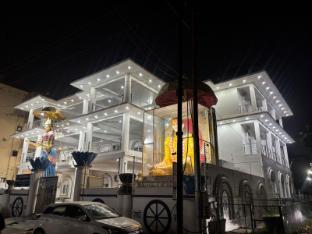 Shri Radha Kripalu Dham,,5 star