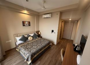 richas home near india expo mart