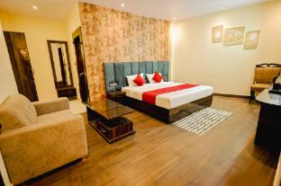 madhuram hotel