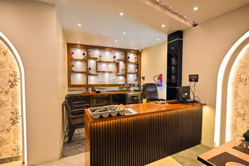 madhuram hotel