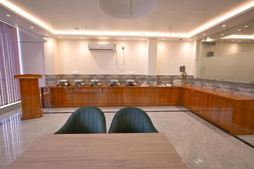 madhuram hotel