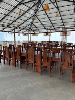family castle munnar