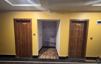 hotel mukti residency