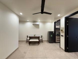 bedchambers serviced apartments dlf cybercity