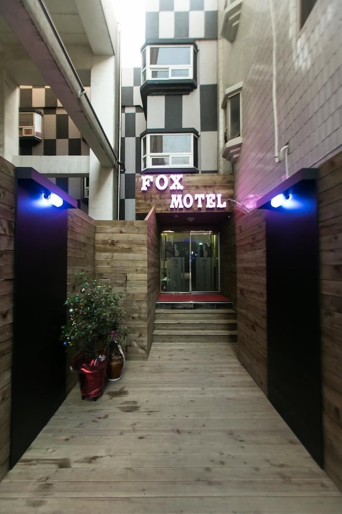 fox motel