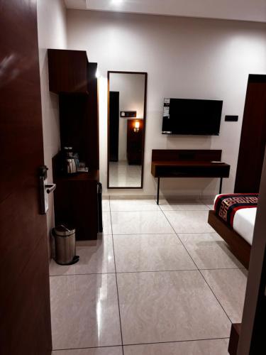 hotel tulsi icon