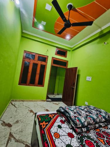 Kalawati Palace Ayodhya,,2 star