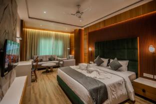 Hotel Grand Shilpi International,,3 star