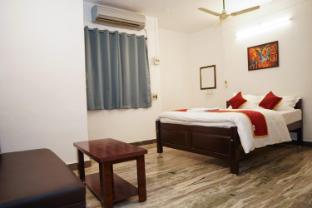 le yash home stay