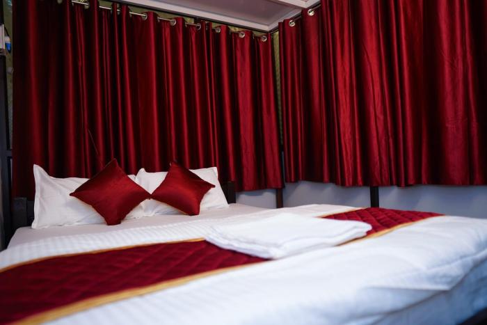 le yash home stay