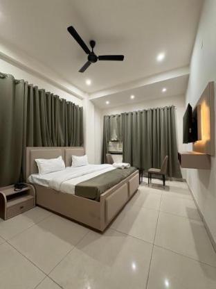 shft in hotel