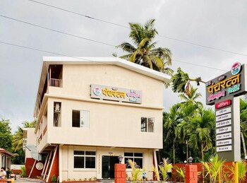 Panchratna Executive Resort,,3 star