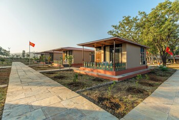 growpure luxury farm and nature resort