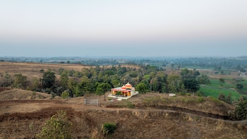 growpure luxury farm and nature resort