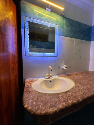 easy home stay prayagraj uttar pradesh