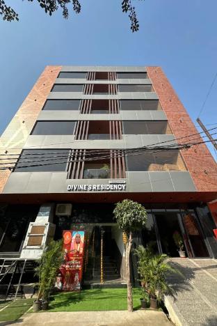 hotel divines residency