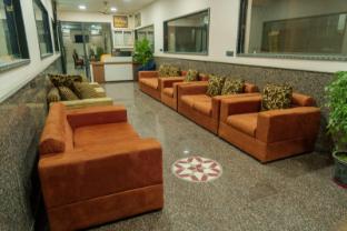 hotel divines residency