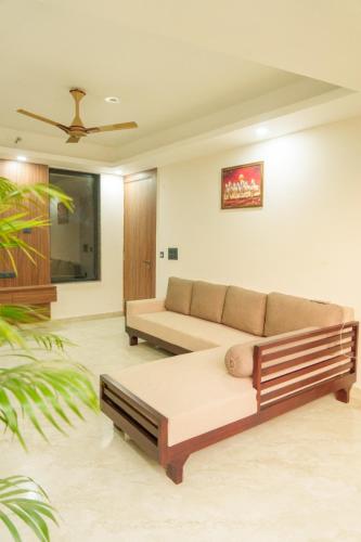 hotel divines residency