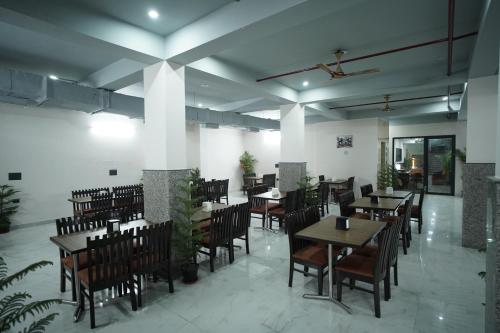 hotel divines residency