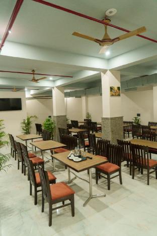 hotel divines residency