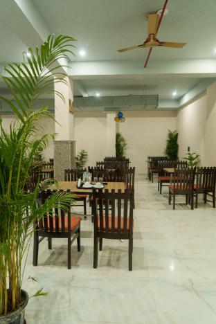 hotel divines residency