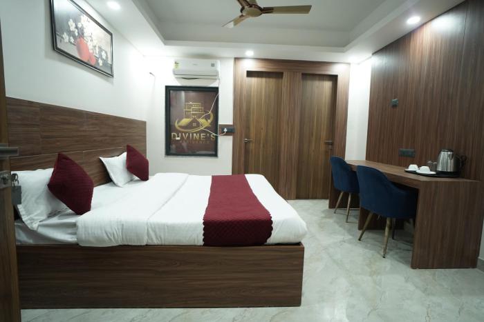hotel divines residency