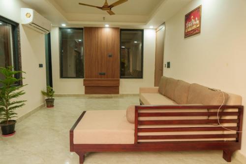 hotel divines residency