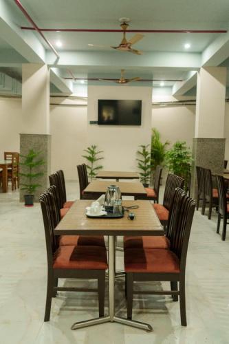 hotel divines residency