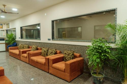 hotel divines residency