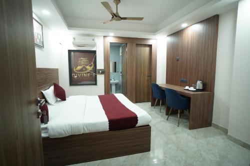 hotel divines residency