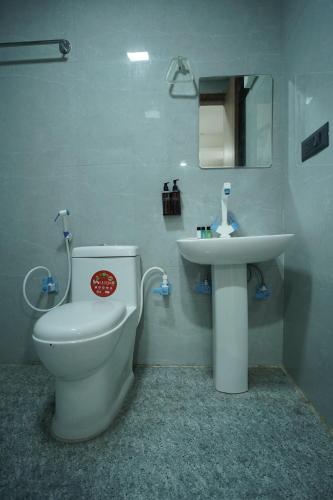 hotel divines residency