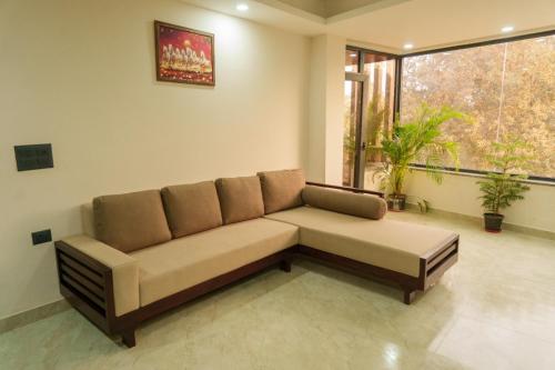 hotel divines residency