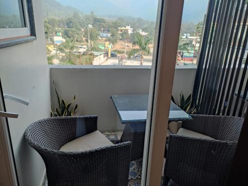 aarush hotel and resort