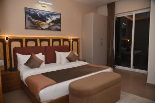 aarush hotel and resort
