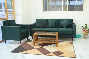 hotel city center executive magarpatta