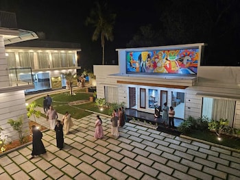 palm wave beach resort
