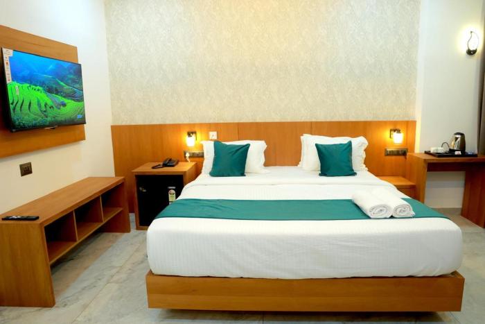 palm wave beach resort
