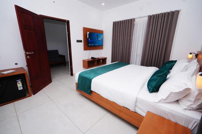 palm wave beach resort