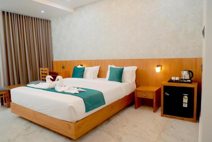 palm wave beach resort